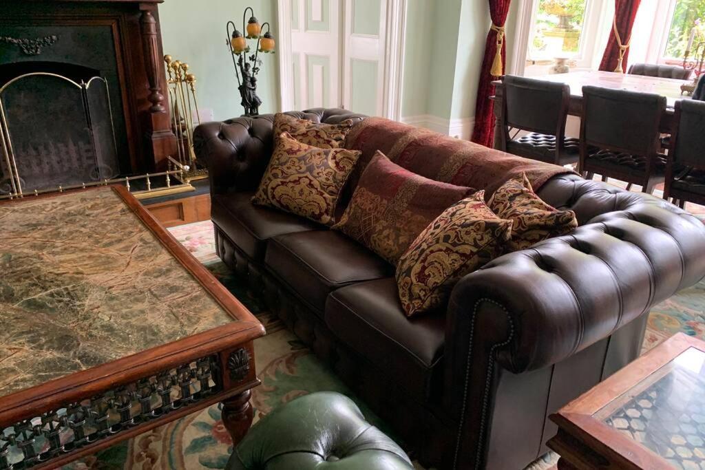 Luxurious Apartment In Historic Mansion - Sleeps 7 Ladock Exterior foto